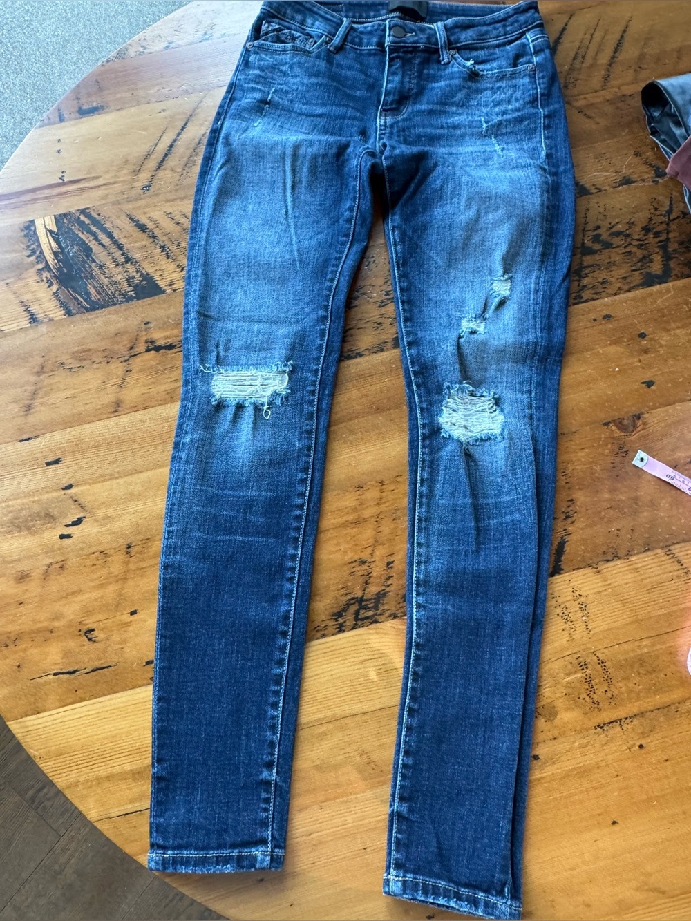 Buckle Black Women’s Distressed Skinny Jeans - Dark Blue 26x32 fit no. 53